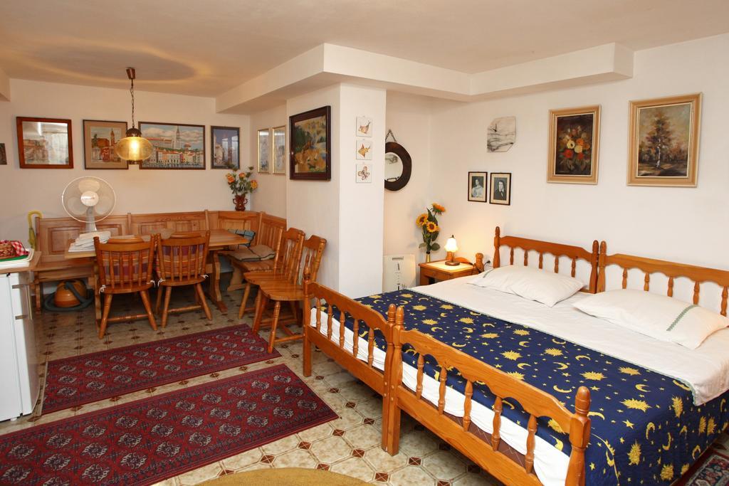 Parenzana Sea View Apartments Sk Portorož Eksteriør billede